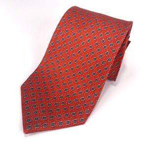 Bulgari Gentlemen's 7 Fold Tie Rust w/ Diamond Foulard Pattern 100% Silk Necktie